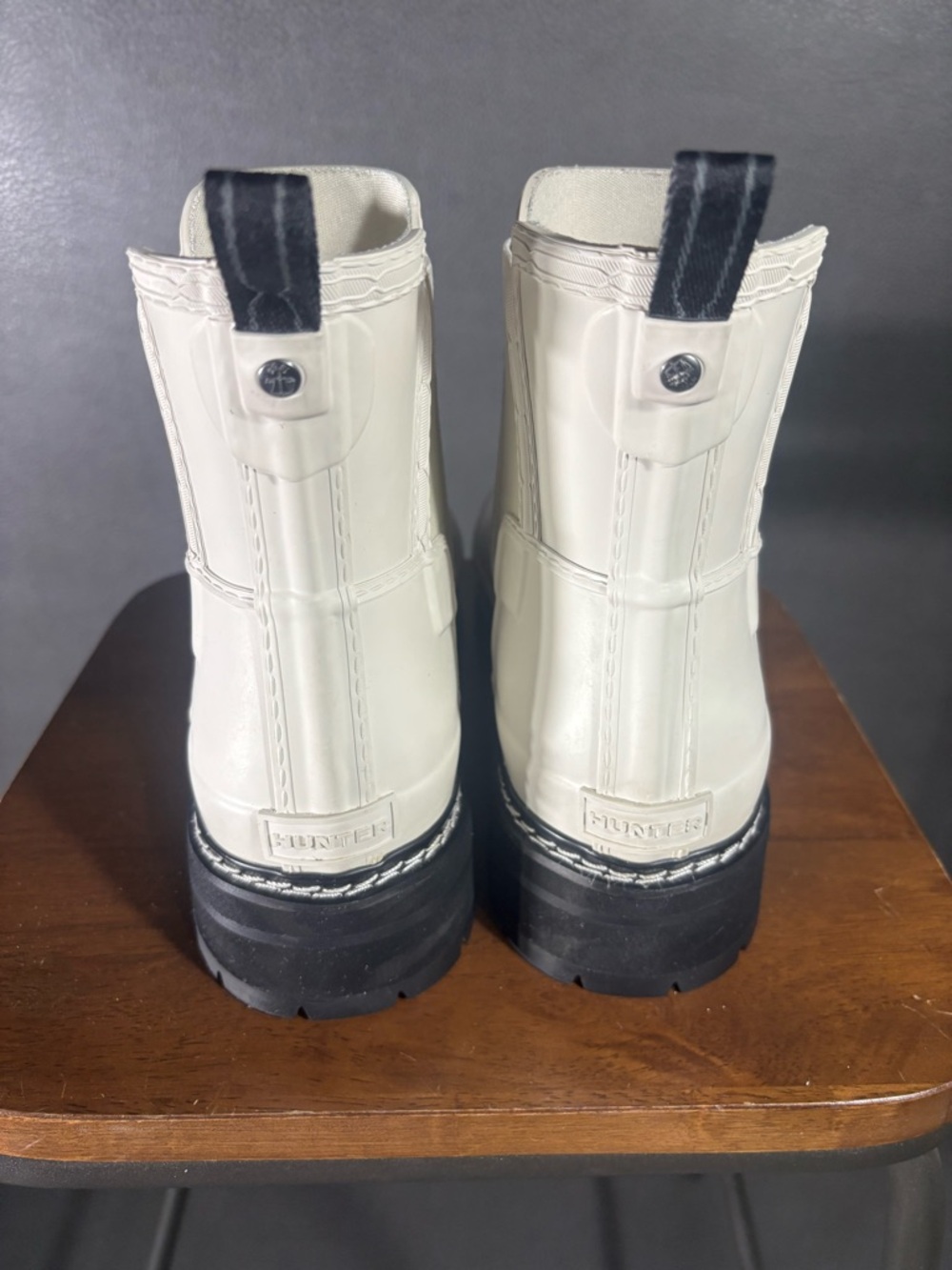 Hunter Women's Chelsea Rain Ankle Boots - Cream/White with Black Sole - Picture 3 of 9